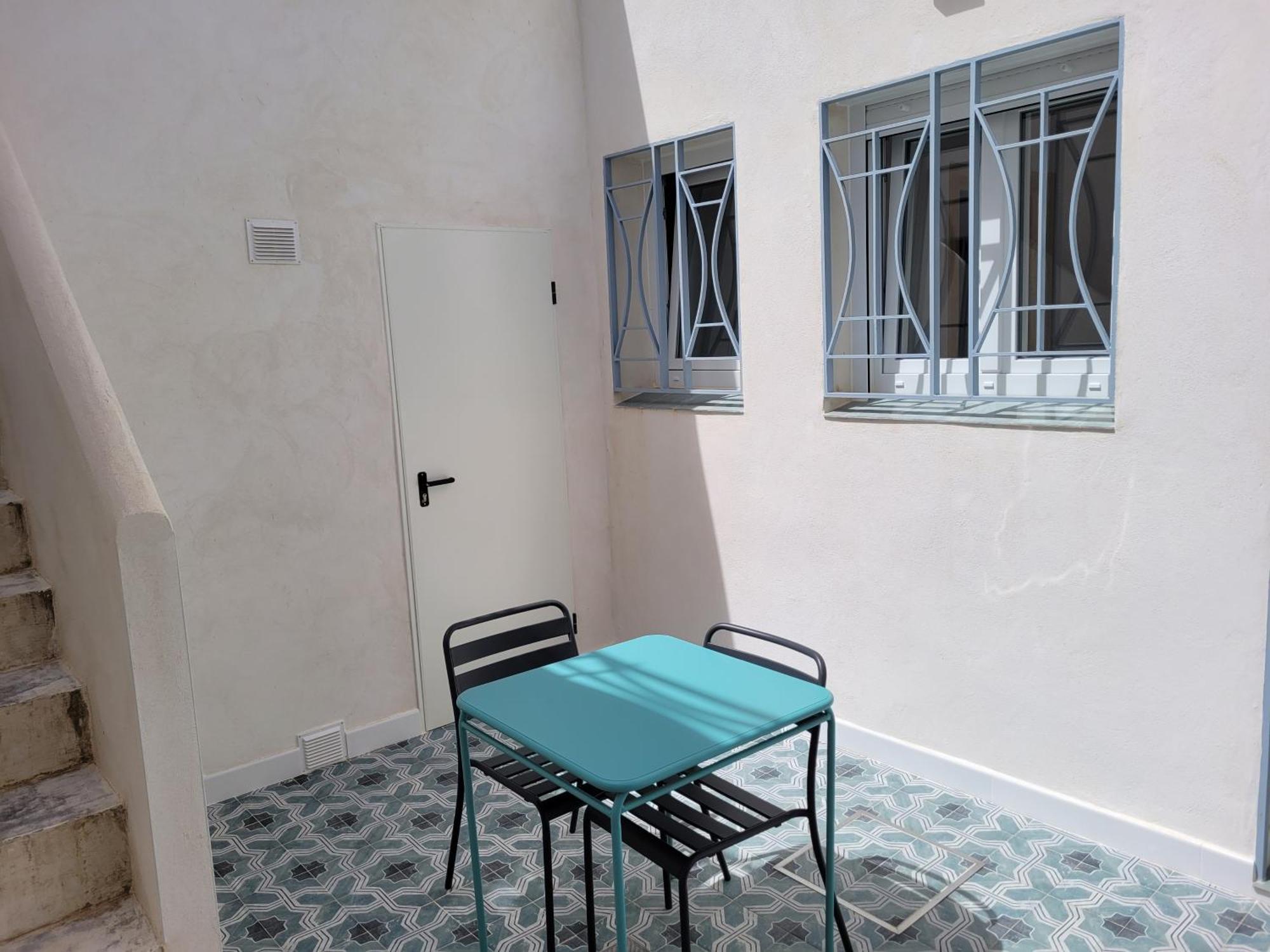Apartamento Con Wifi, Patio Y Garaje Privado Alcalá de Guadaira Exterior photo